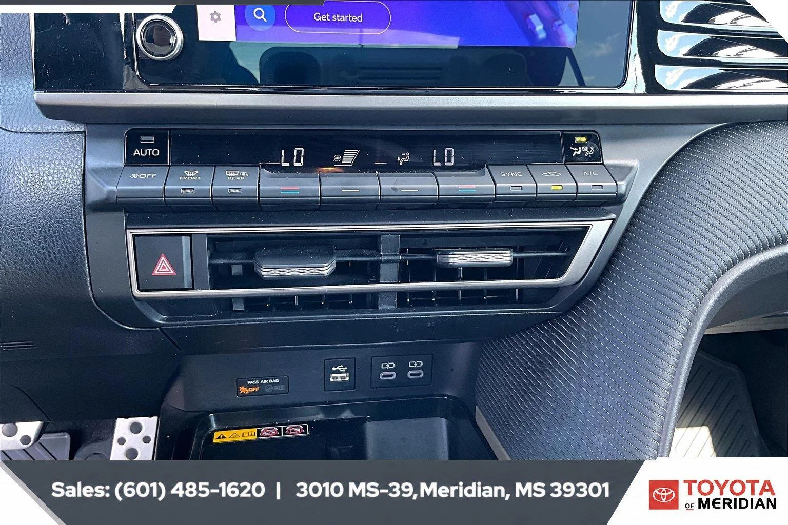 Used 2025 Underground Toyota SE (Natl) image 22