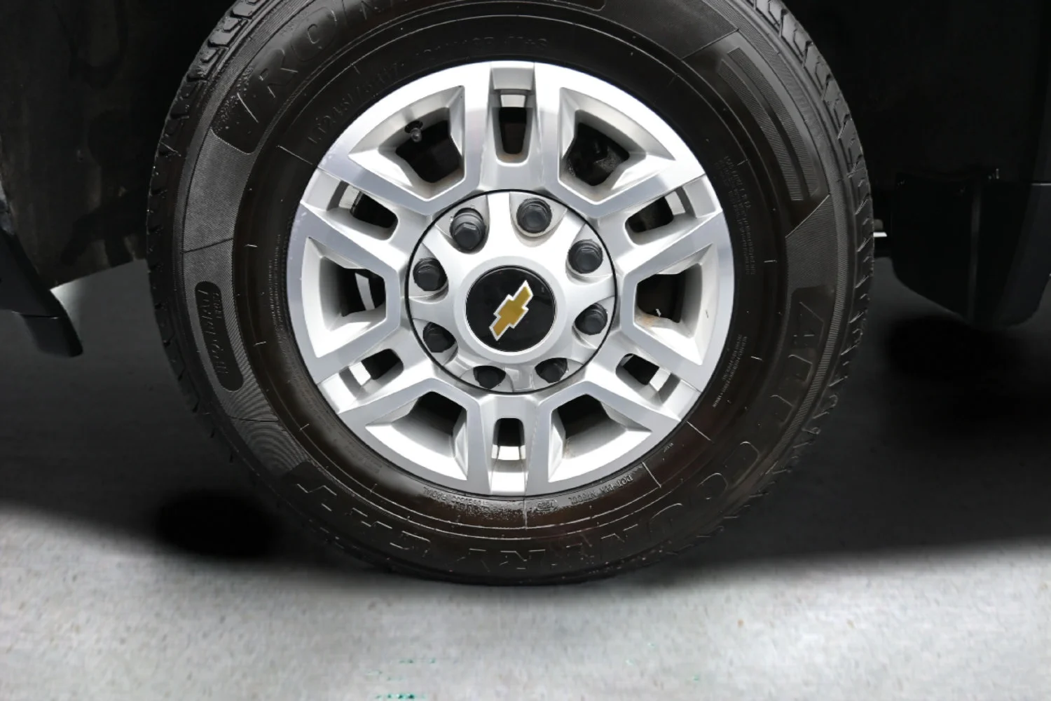 Used 2026 Sterling Gray Metallic Chevrolet LT image 24