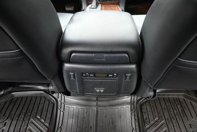 Used 2017 Gray Nissan Platinum image 25