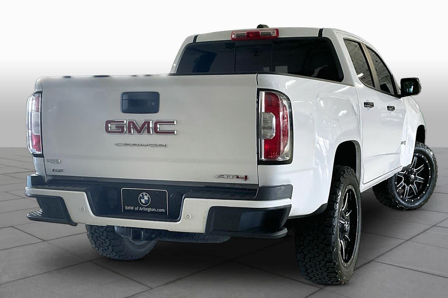 Used 2021 Summit White GMC 4WD AT4 w/Leather image 12