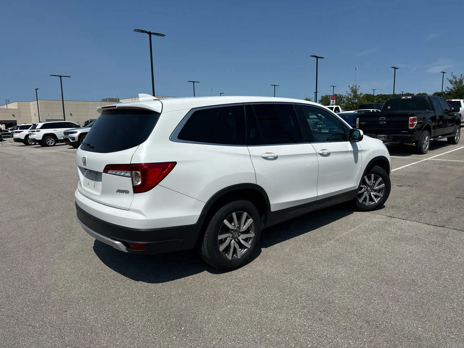 Used 2020 Platinum White Pearl Honda EX-L w/Navi & RES image 5