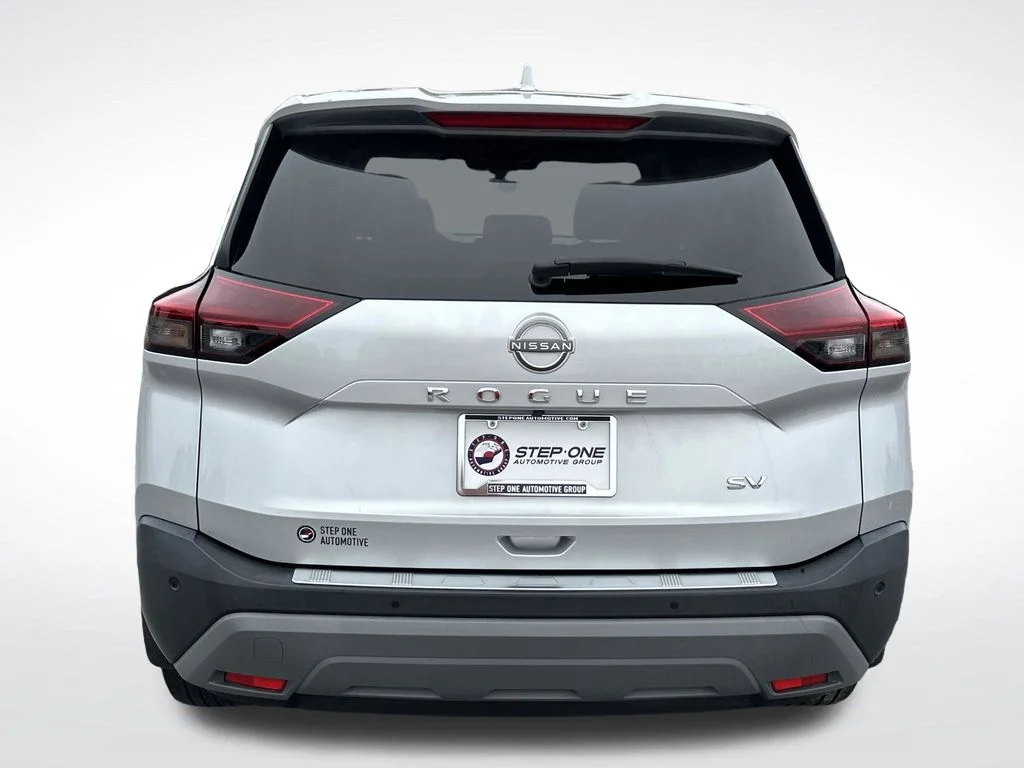 2023 Nissan Rogue SV - Photo 6
