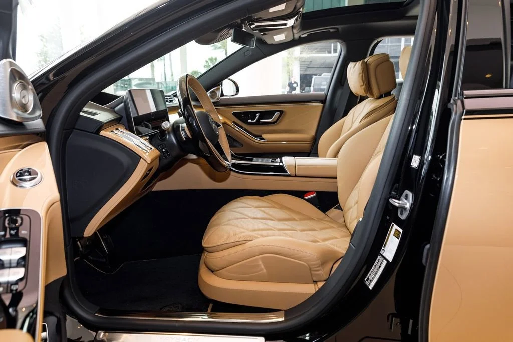 Used 2023 Obsidian Black Metallic / Colorado Beige Mercedes-Benz Maybach S 680 image 27