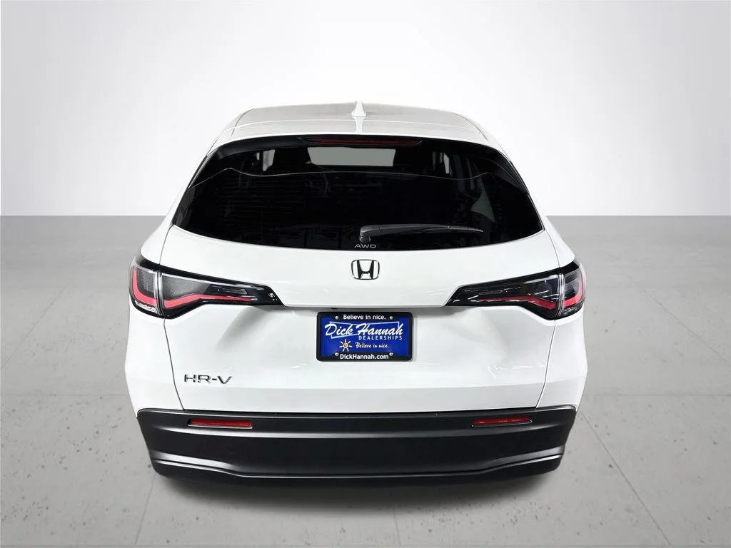 New 2027 Platinum White Pearl Honda LX image 7