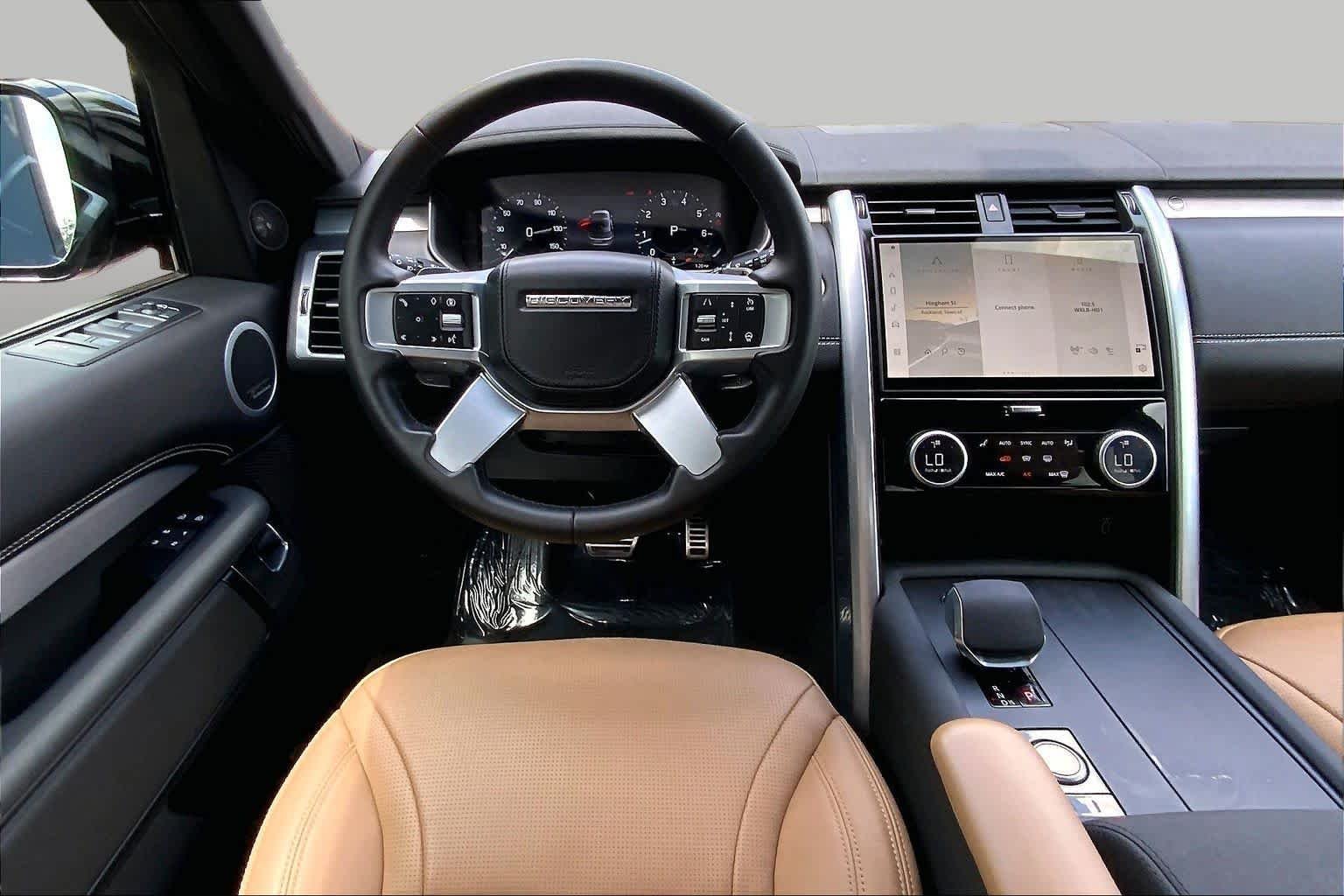 Pre-Owned 2026 Land Rover Discovery Gemini Edition