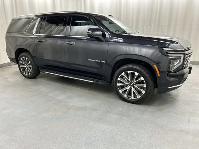 2026 Chevrolet Suburban High Country 4WD's photo