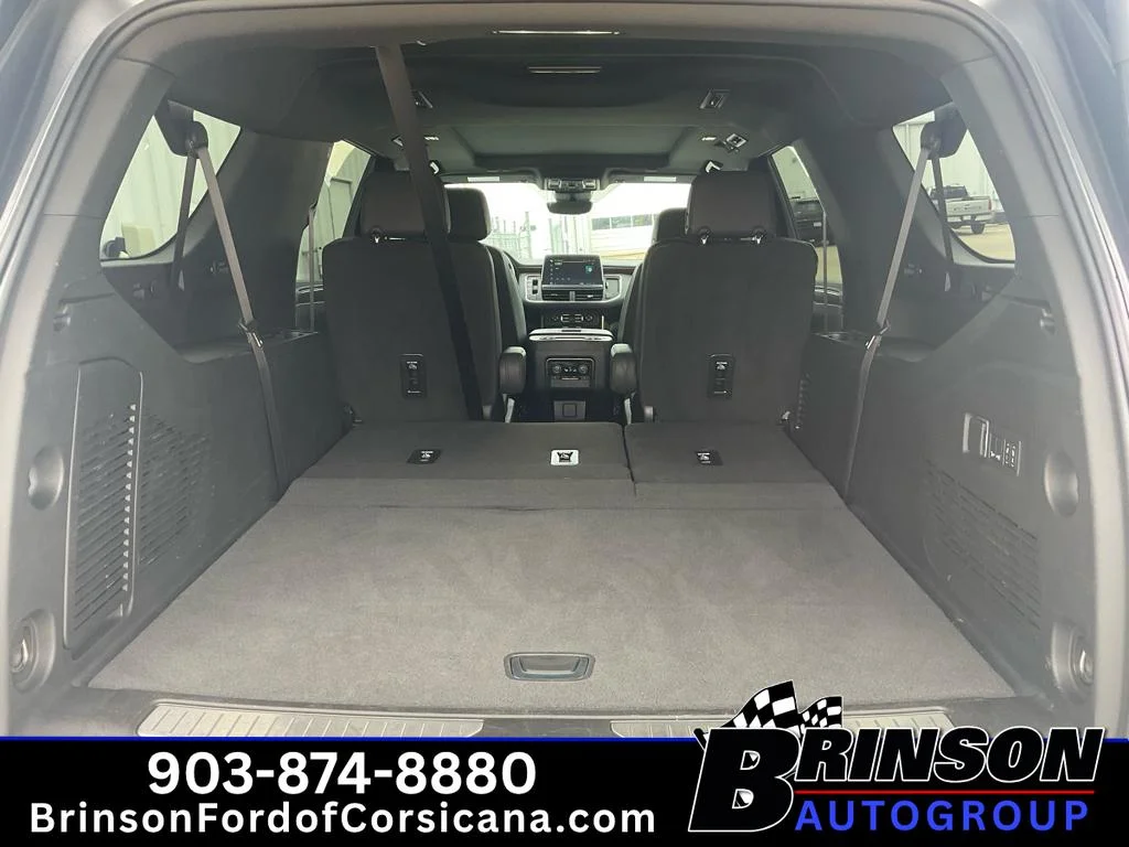 Used 2024 Iridescent Pearl Tricoat Chevrolet High Country image 10