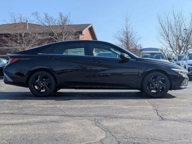 New 2026 Black Hyundai SEL Sport image 8