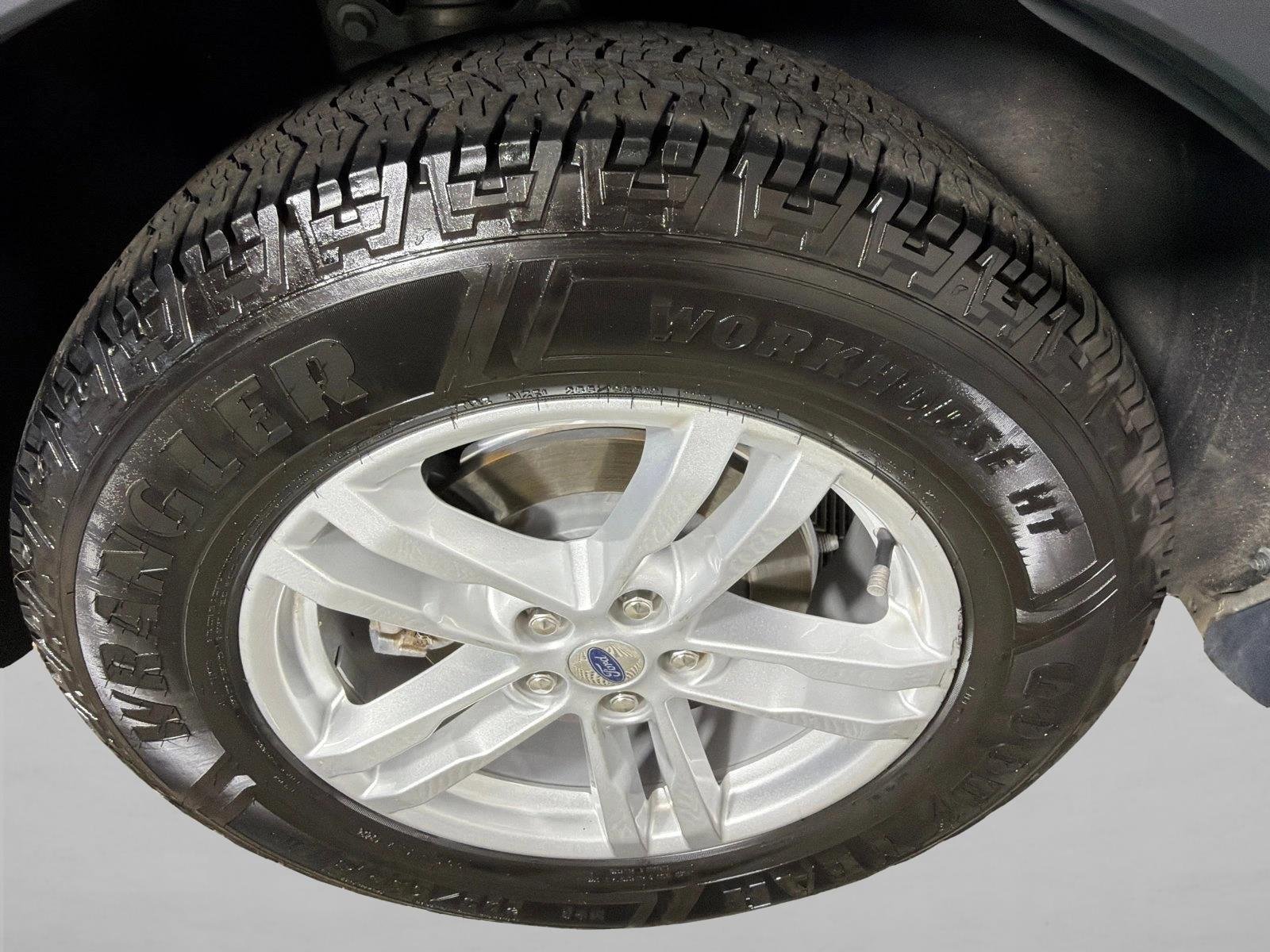 Used 2023 Carbonized Gray Metallic Ford XLT image 17