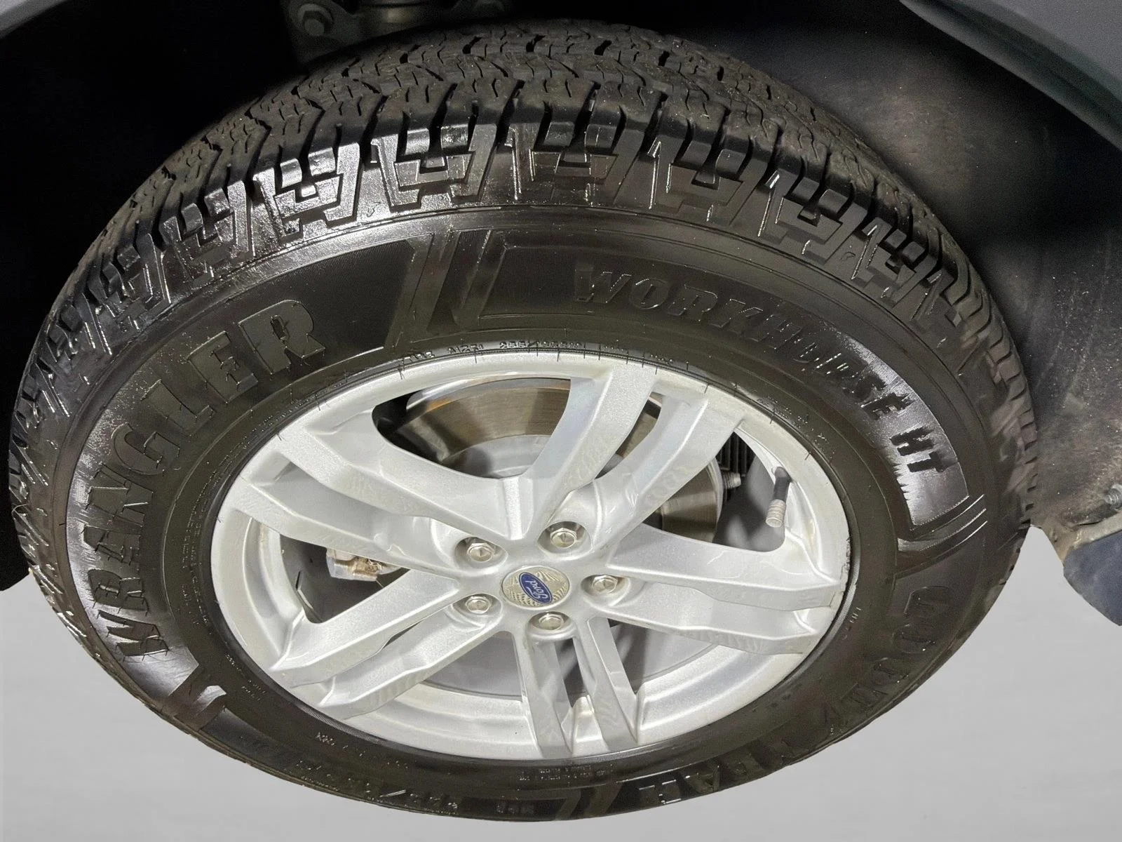 Used 2023 Carbonized Gray Metallic Ford XLT image 17