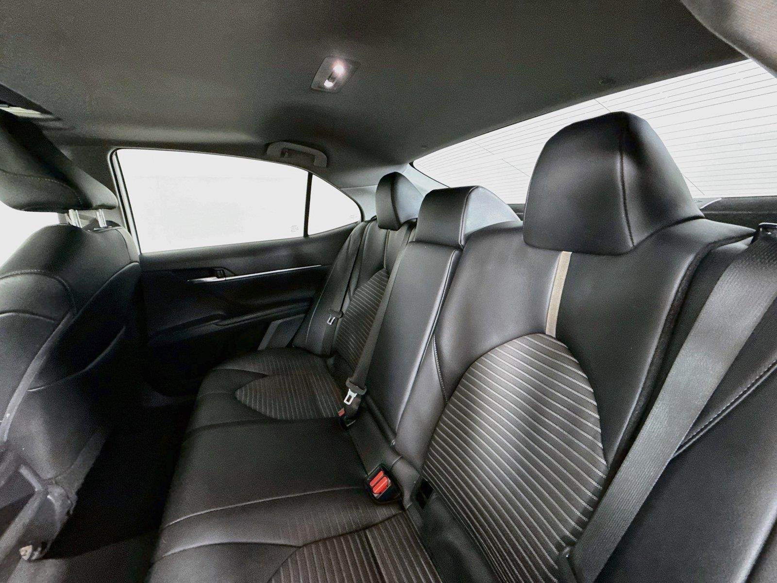 Used 2022 Ice Edge Toyota SE image 29