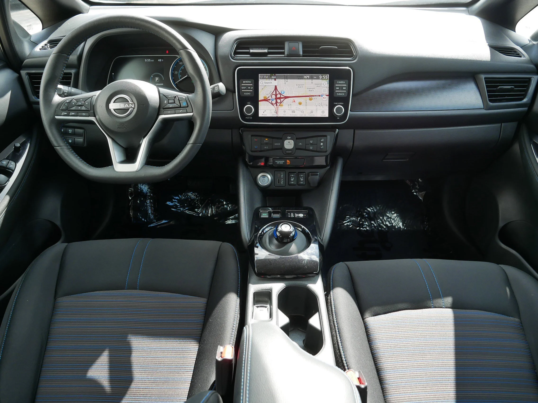 Used 2025 Brilliant Silver Metallic Nissan SV PLUS image 10