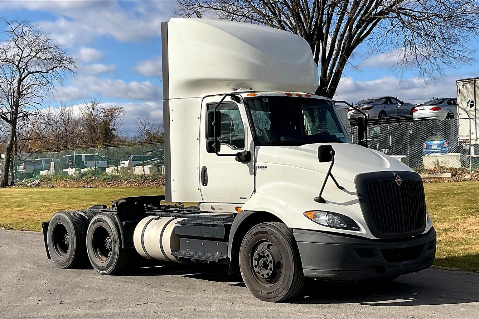 2020 INTERNATIONAL RH613 6x4 - Image 1