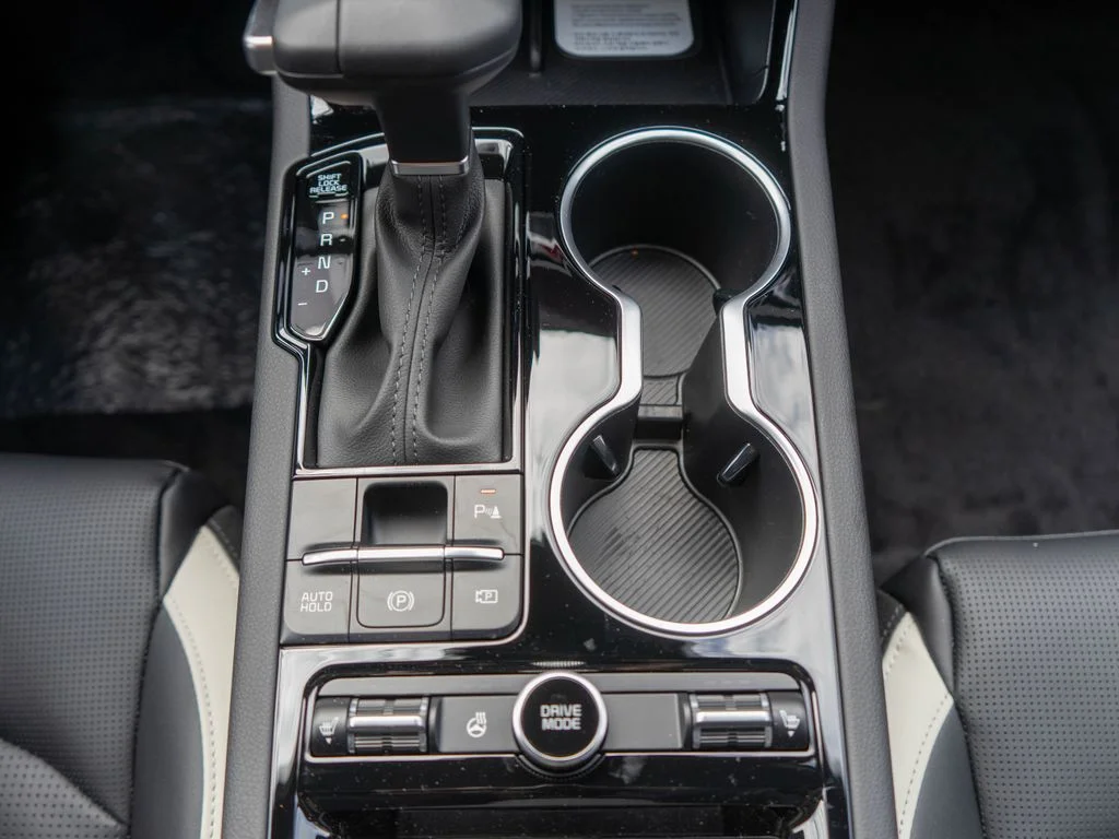 New 2026 Aurora Black Pearl Kia GT-Line AWD image 26