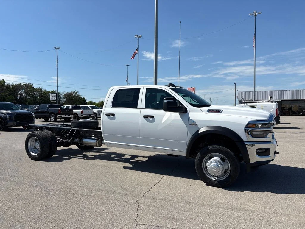2026 RAM 5500 Big Horn 4X4 Crew Cab DRW 197" WB's photo