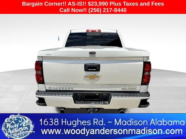 Used 2014 White Chevrolet High Country image 4