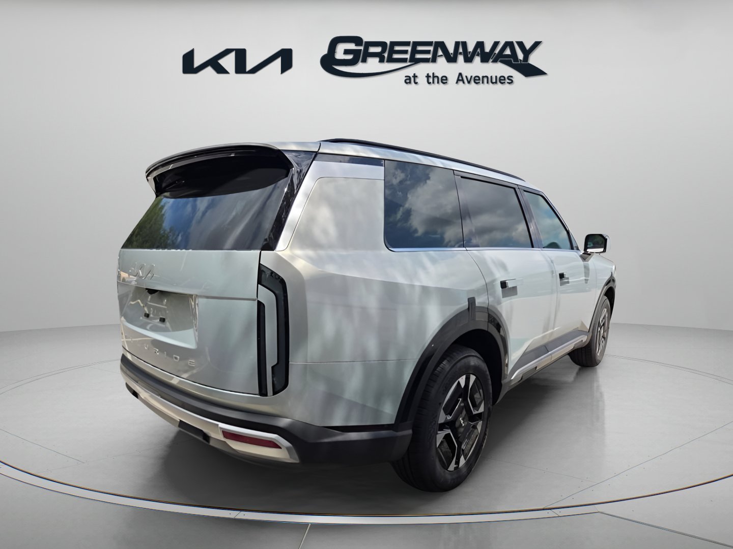 New 2027 Ivory Silver Kia EX image 7