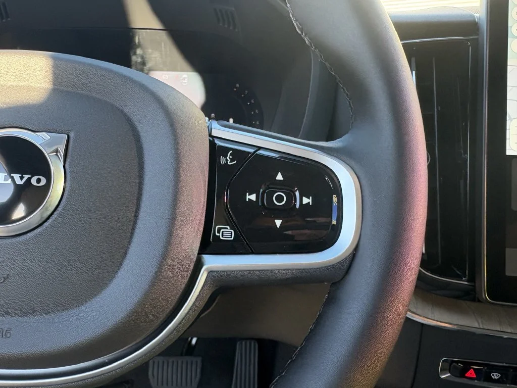 New 2026 Vapour Grey Volvo Plus image 17