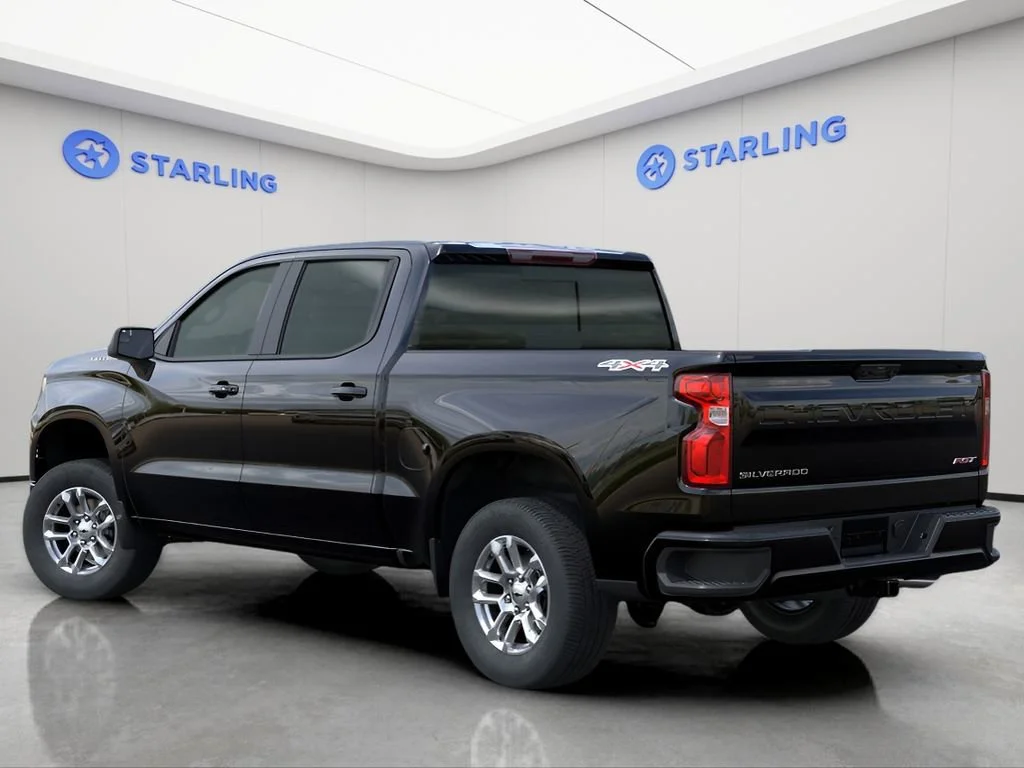 Used 2025 Black Chevrolet RST image 3