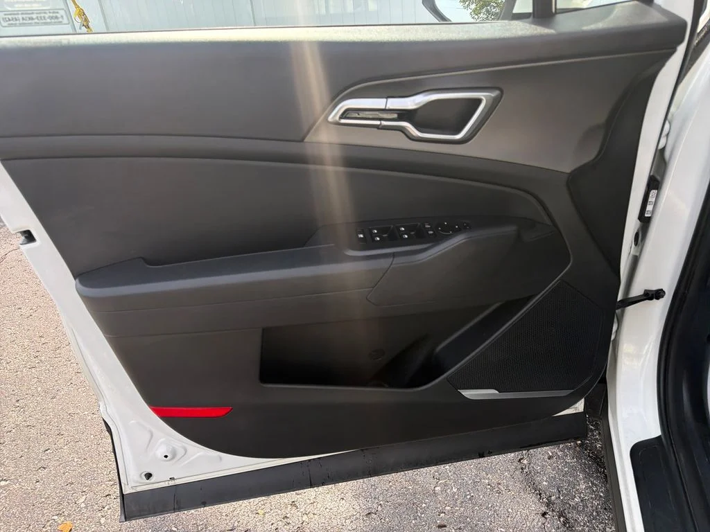 Used 2026 White Kia LX image 10