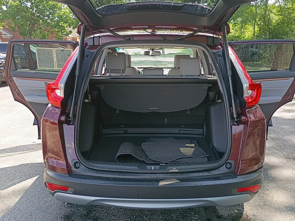 Certified Used 2018 RED Honda EX-L image 13