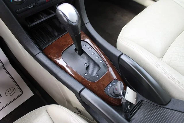 Used 2011 Black Saab Turbo4 image 15