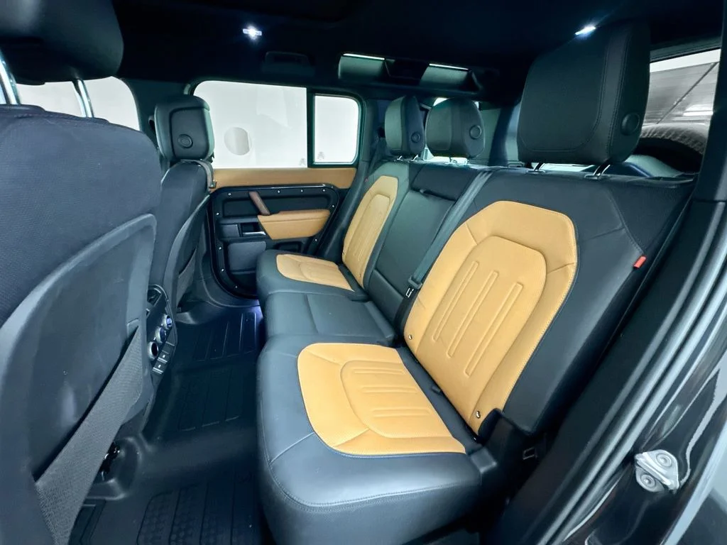 Used 2024 Gray Land Rover X image 25