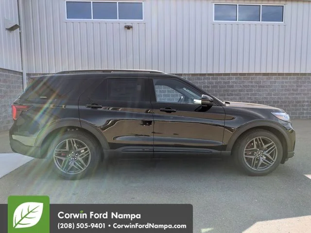 New 2026 Agate Black Metallic Ford ST image 2