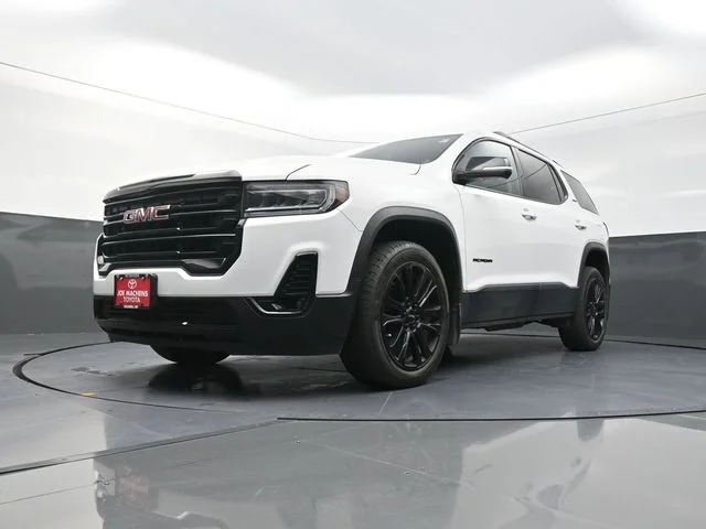 Used 2023 White GMC SLT image 32