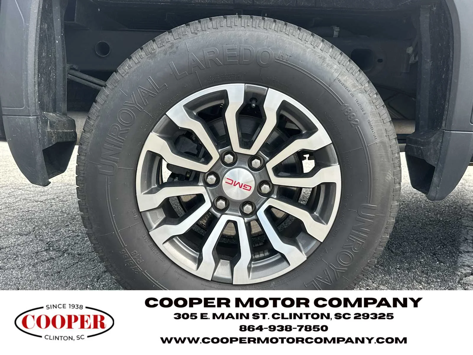 Used 2022 Onyx Black GMC AT4 image 17