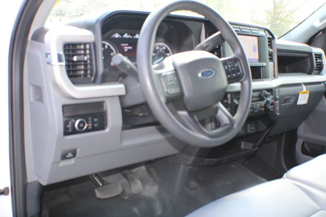 Used 2024 White Ford XL image 11