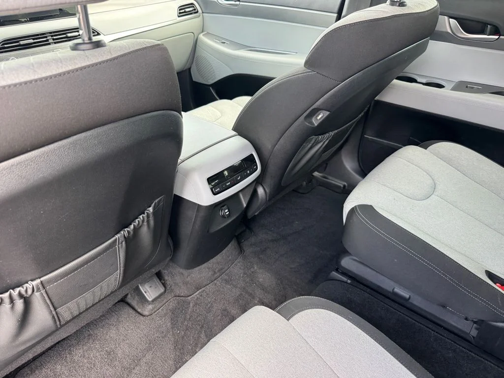 Used 2021 Gray Hyundai SEL image 13