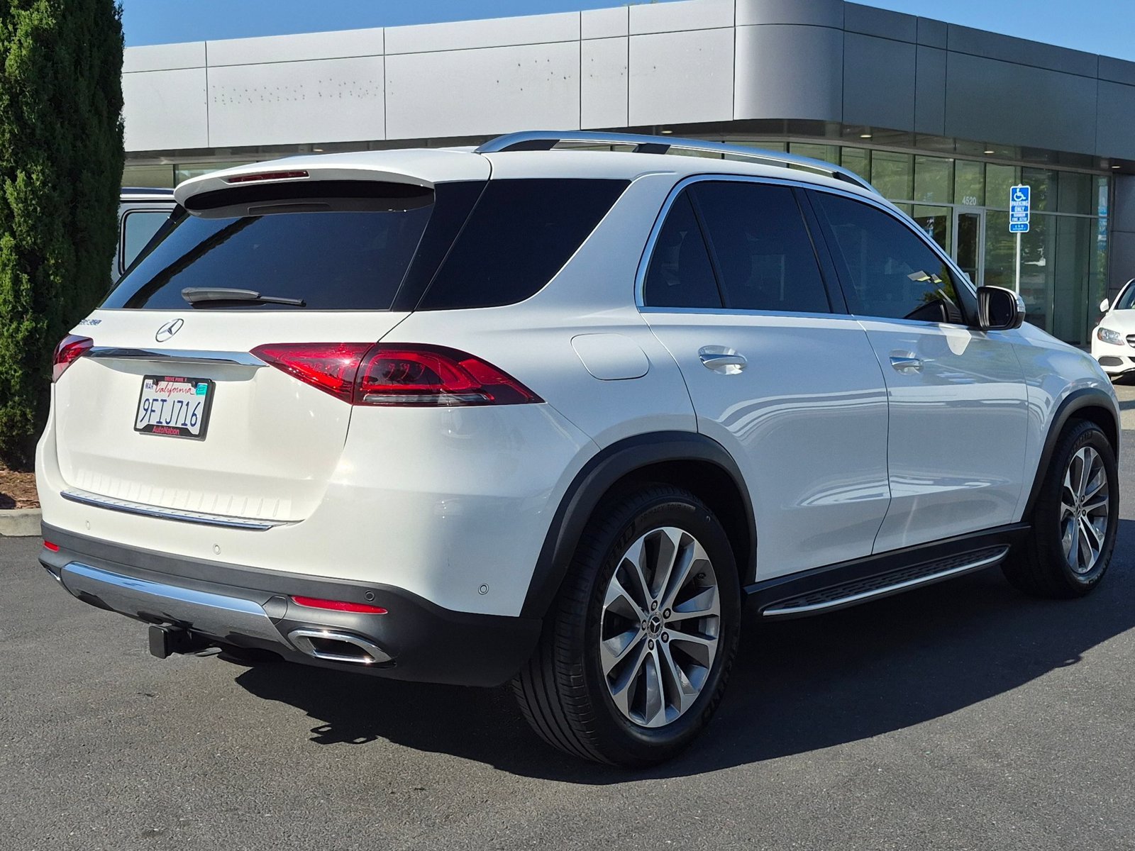 Used 2020 Polar White Mercedes-Benz GLE 350 image 4