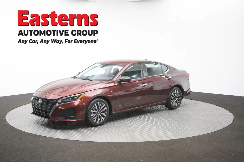 Used 2025 Red Nissan 2.5 SV image 52