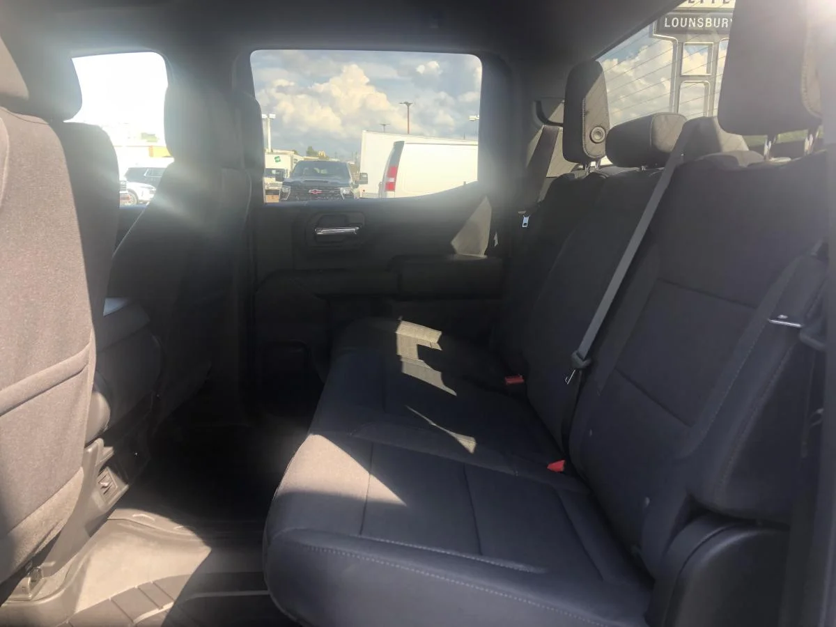 New 2026 White Chevrolet 4wd Crew Cab 147 image 11