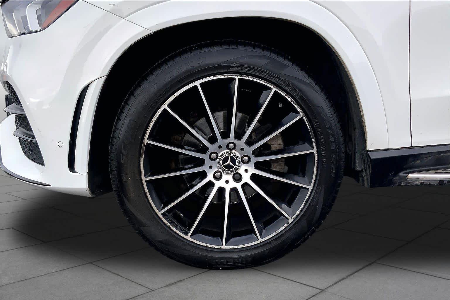 Used 2023 Polar White Mercedes-Benz GLE 350 image 11