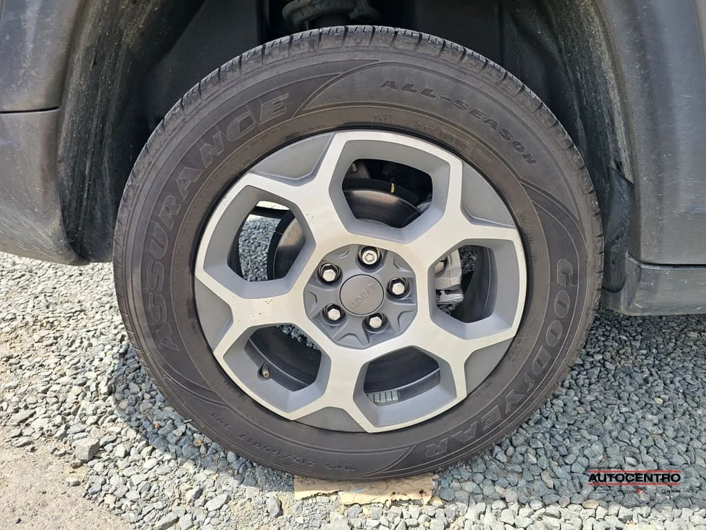 Used 2022 Sting-Gray Clear Coat Jeep  image 6