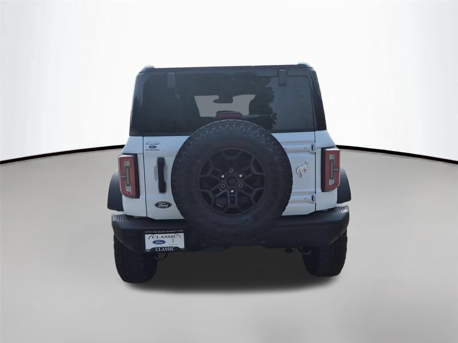 New 2026 Oxford White Ford Badlands® image 4
