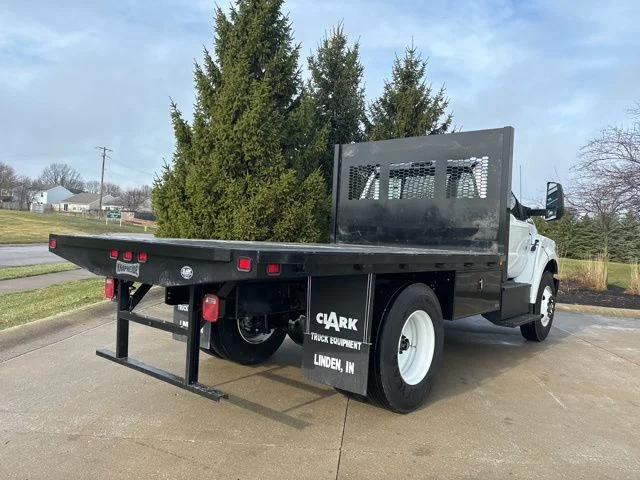 New 2026 White Ford Base image 5