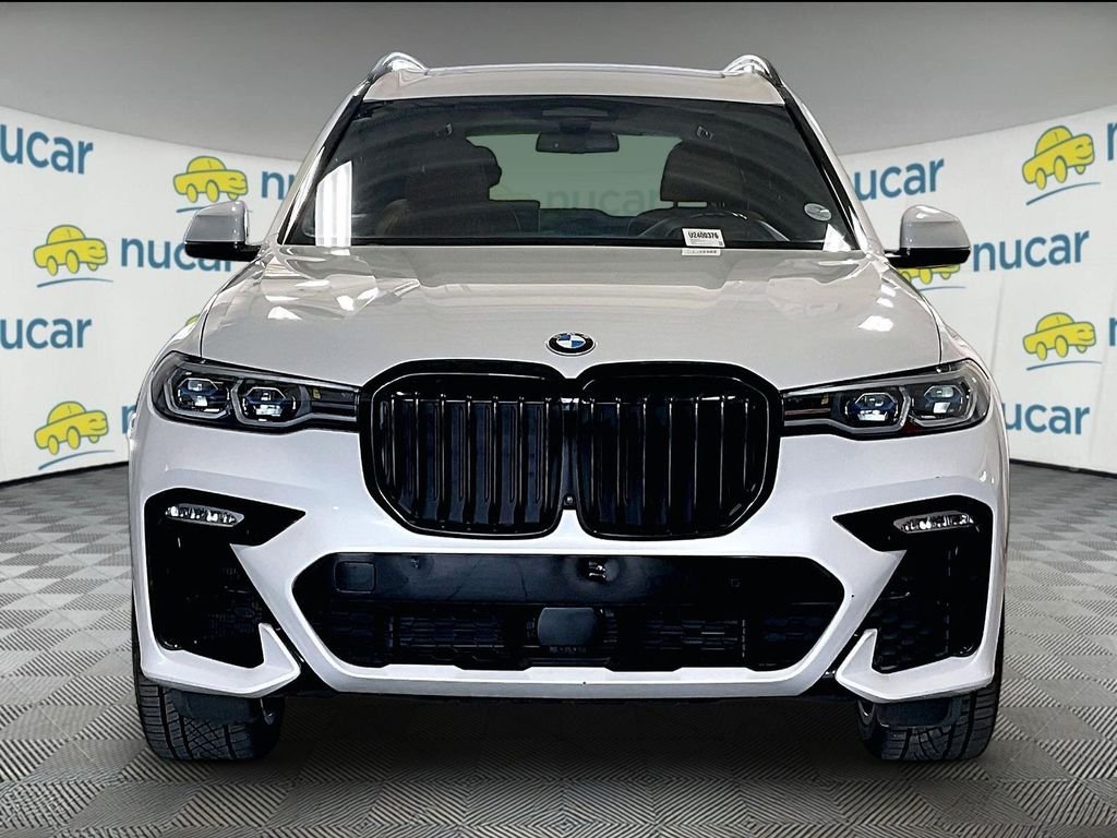 Used 2022 White BMW M50i image 2