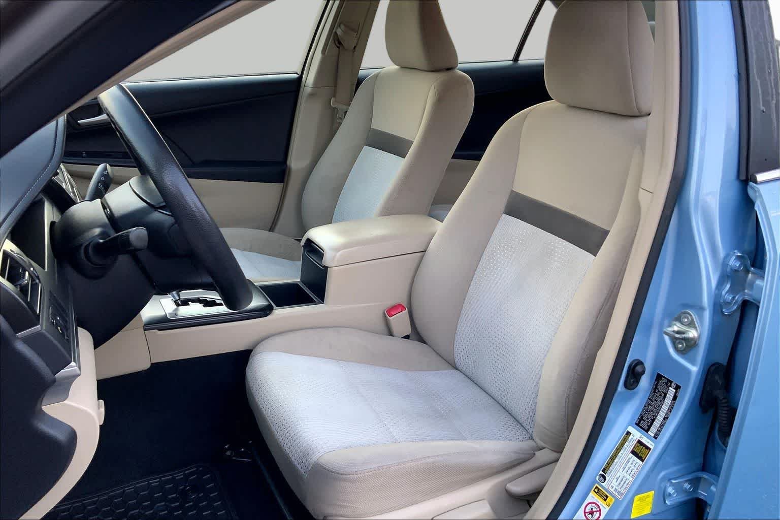 Used 2012 CLEARWATER BLUE META Toyota L image 8