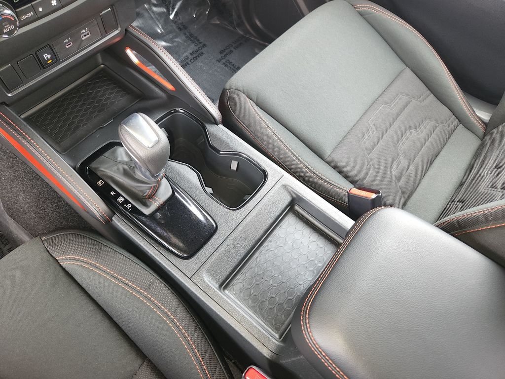 Certified Used 2025 Green Nissan PRO-X image 21