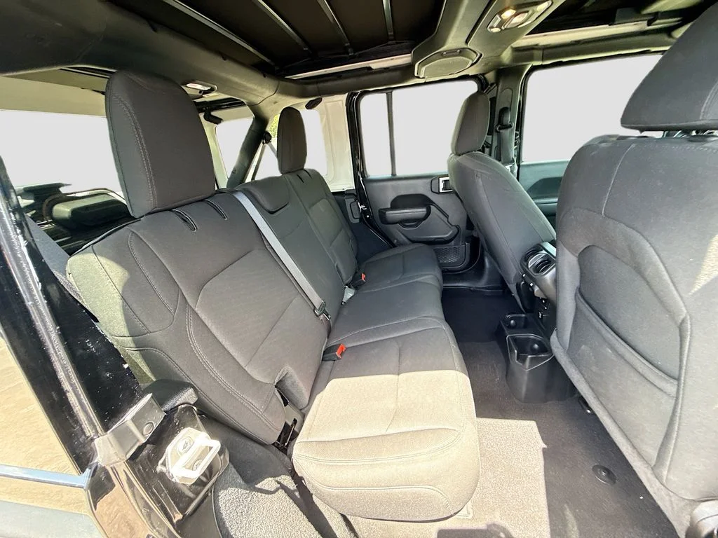 Used 2022 Black Jeep Unlimited Sport S image 32