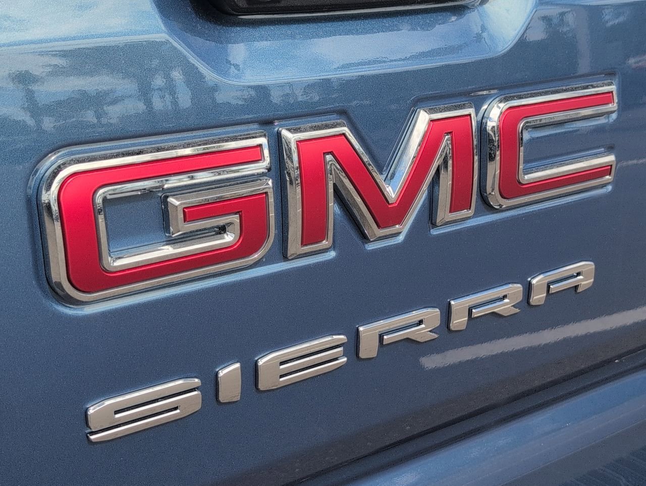 New 2026 Downpour Metallic GMC Elevation image 32