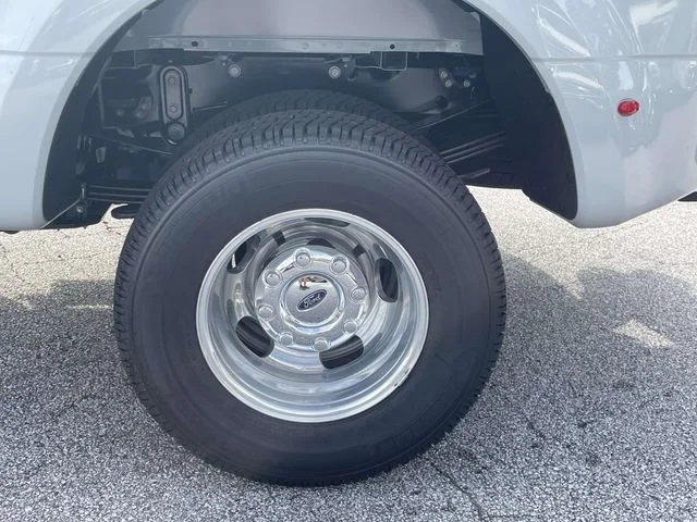 New 2026 White Ford Lariat image 7