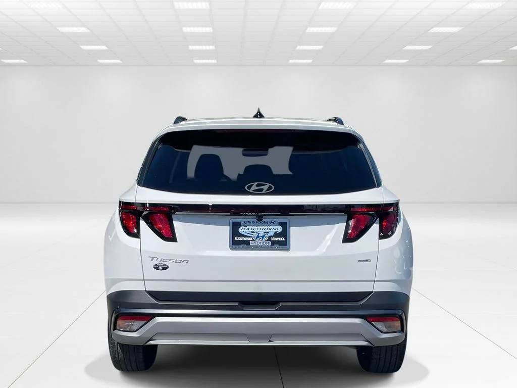 New 2026 White Hyundai SEL image 5