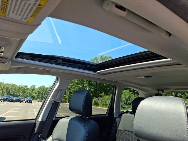Used 2018 Gray Subaru 2.5i Premium image 15