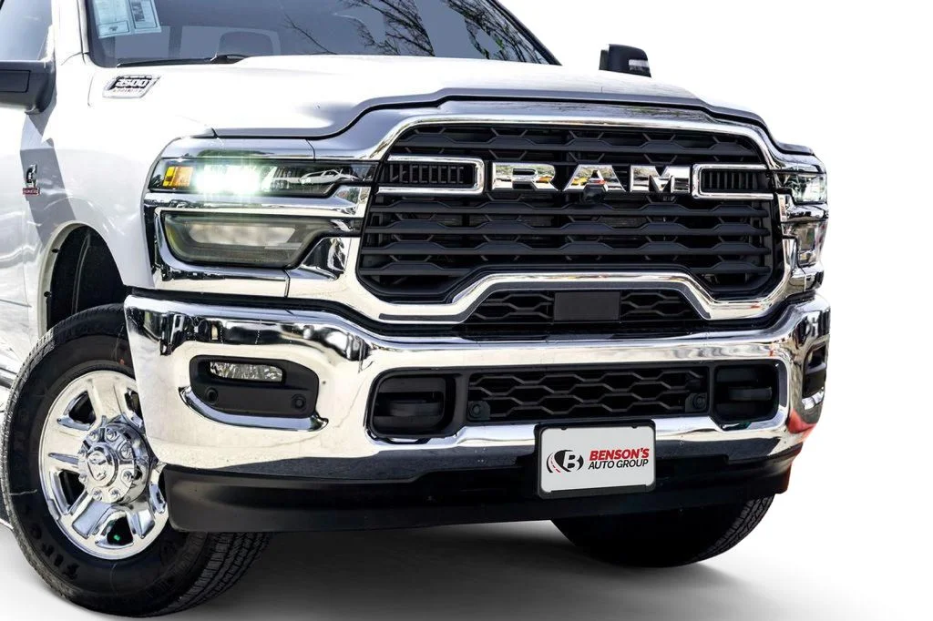 New 2026 Silver Ram Tradesman image 3