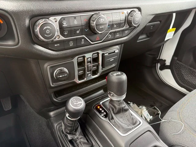 New 2027 White Jeep Sport S image 17