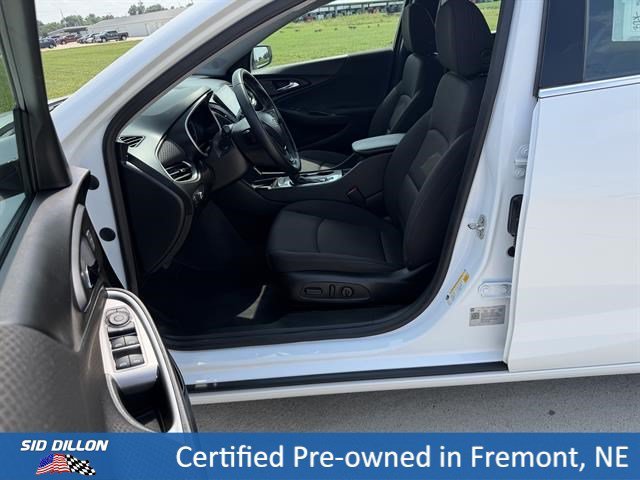 Used 2024 Summit White Chevrolet RS image 6